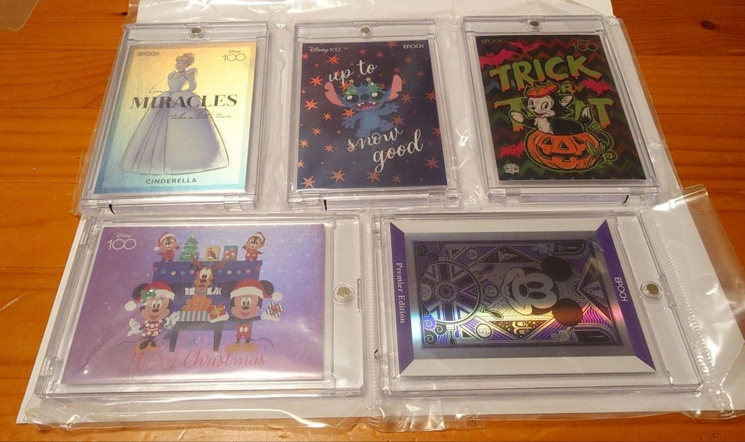 ディズニー100周年記念：Disney100 EPOCH コレクションカード