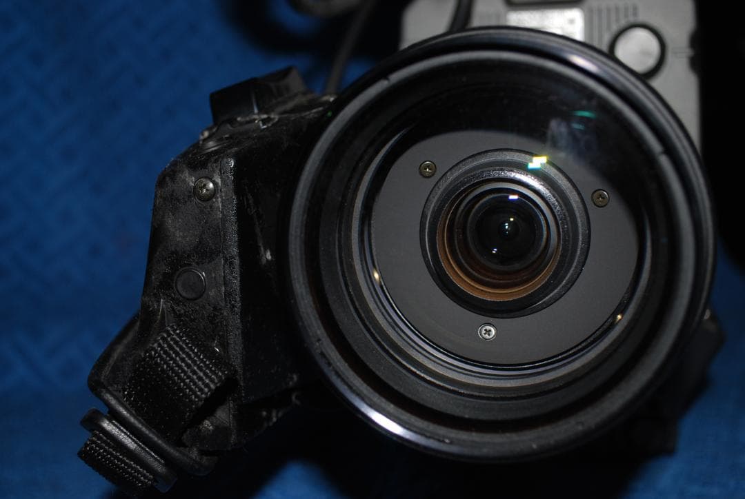 ソニー放送用カメラBVP550＋キャノンレンズ中古ジャンク品の出品です。