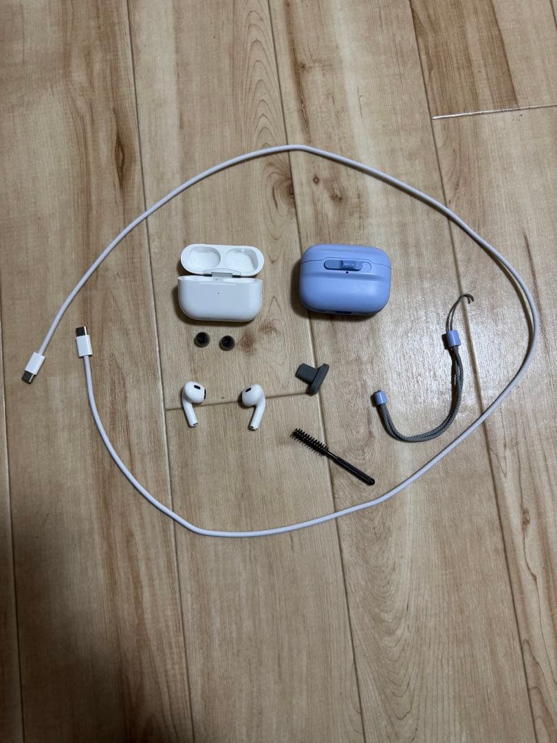 Apple AirPods Pro (第2世代) usb-c ESRケース付き