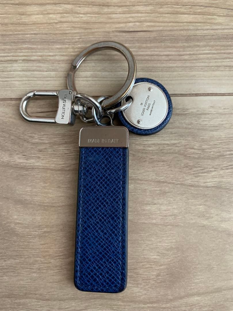 サリーさん専用　Louis Vuitton ネイビー キーホルダー