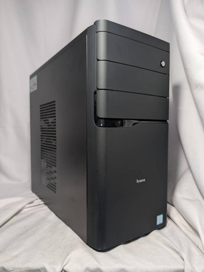 UNITCOM 第9世代 i7-9700/8GB/SSD+HDD/Office