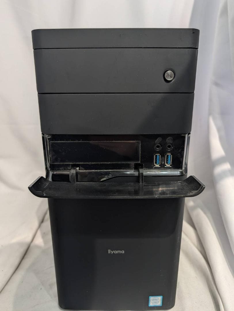 UNITCOM 第9世代 i7-9700/8GB/SSD+HDD/Office