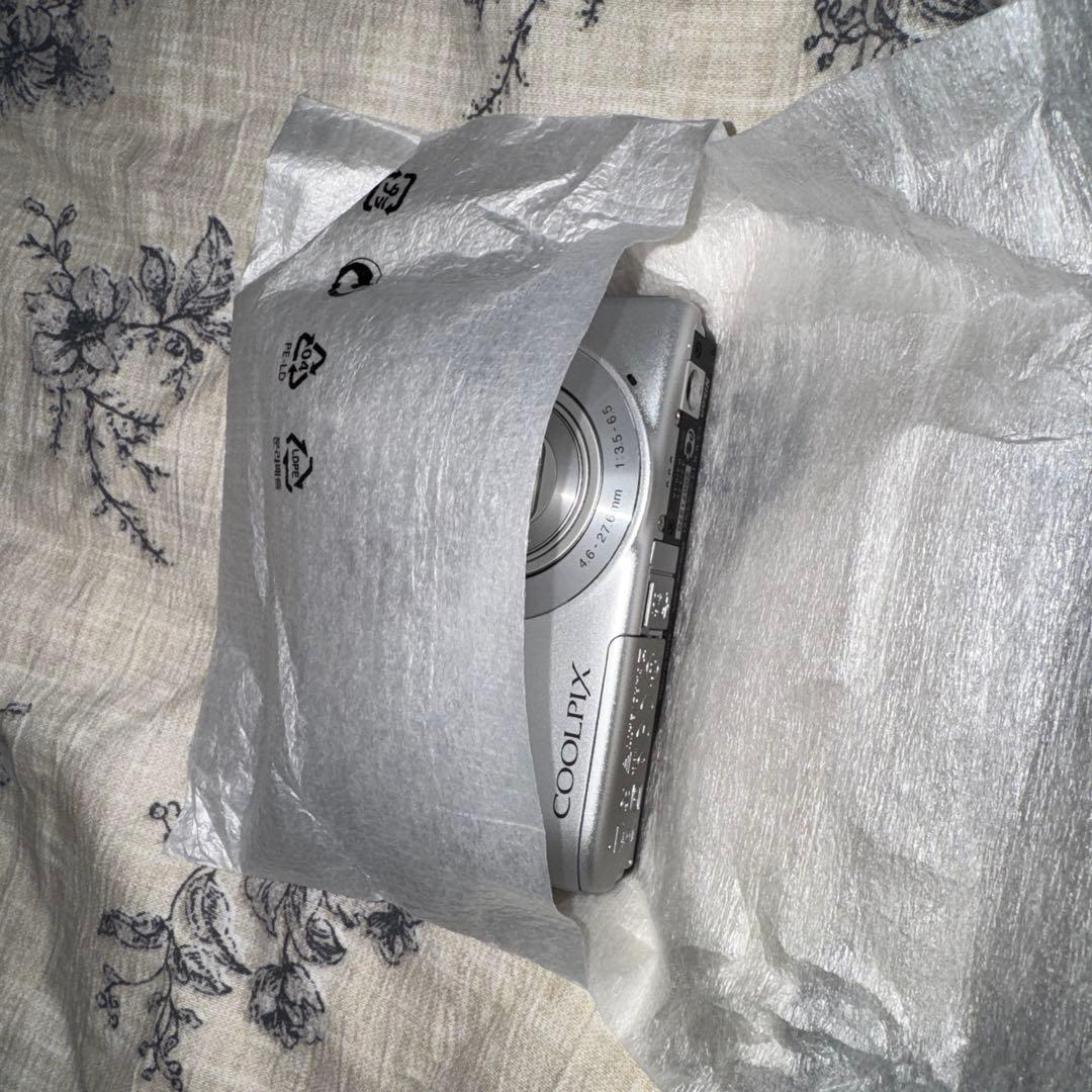 Nikon COOLPIX S3300 デジタルカメラ シルバー