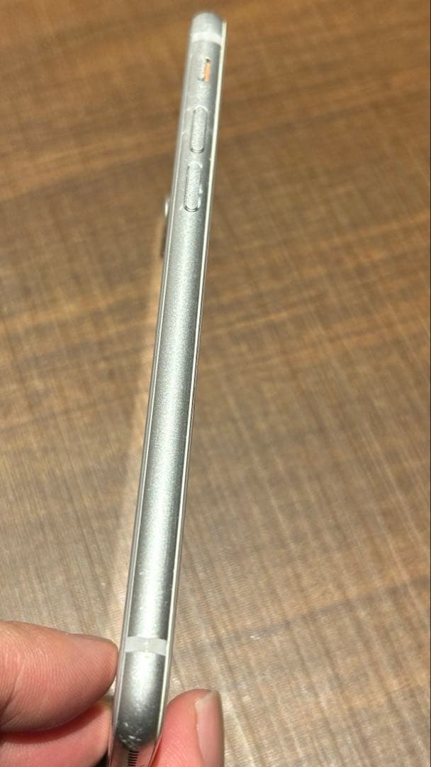 3*5様 Apple iPhone 8 ホワイト 本体