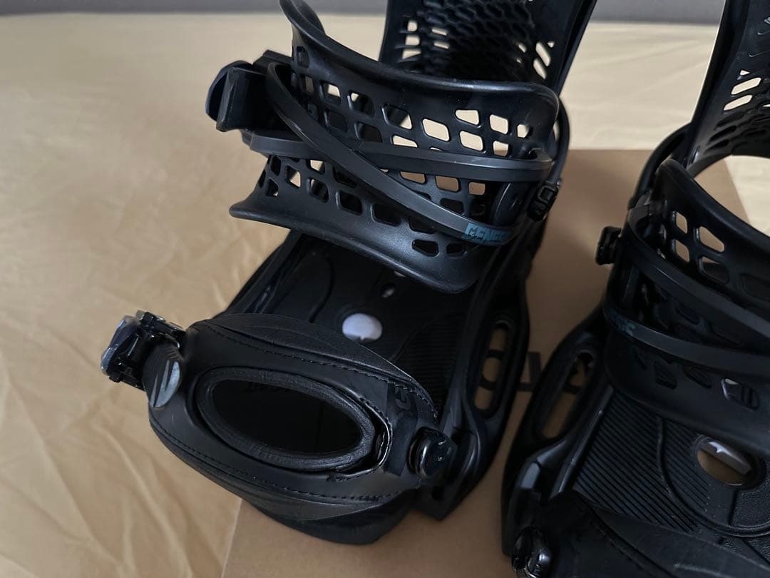 【A810】バートン　ジャネシスEST Mサイズ