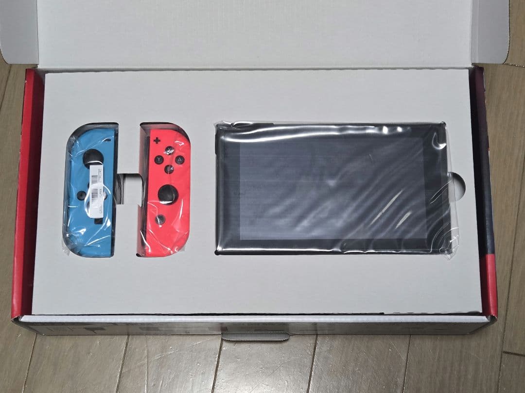 【美品/バッテリー強化版/箱付き】Nintendo Switch 本体 青/赤
