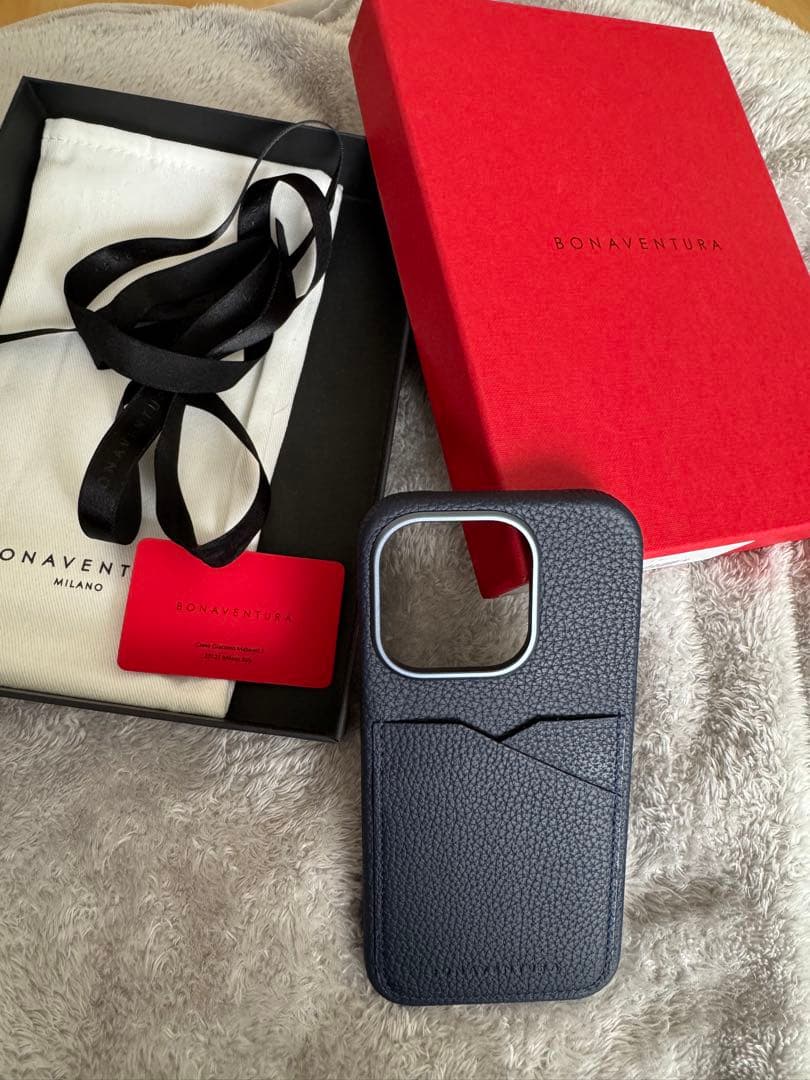 ボナペンチュラ ネイビー iPhone15pro用ケース カードポケット付き