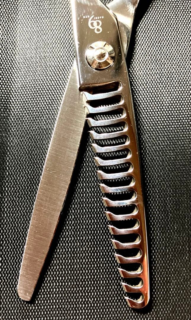 秒で売れてしまうプレミアムセニングシザー ベアリング