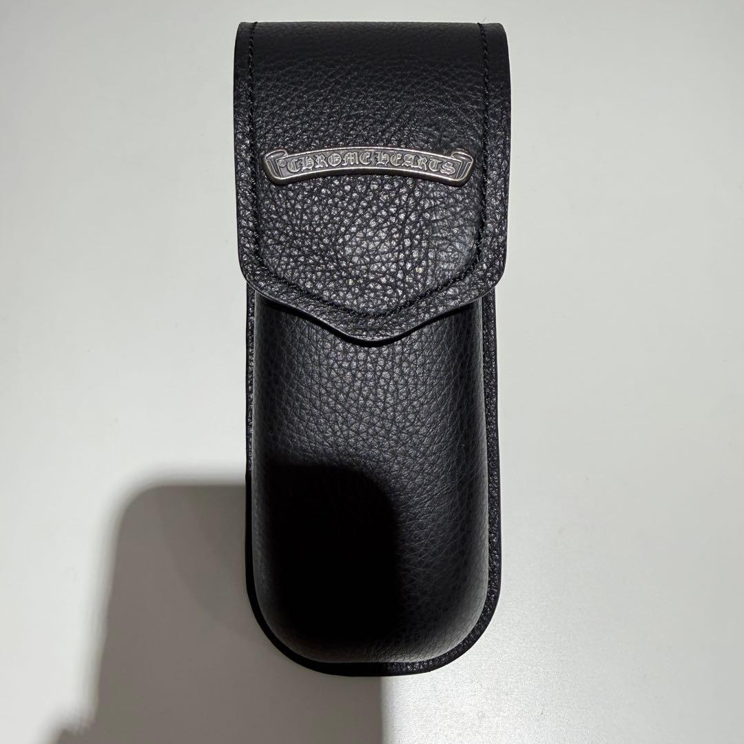 クロムハーツ レザー スクロールラベル ブラック メガネケース