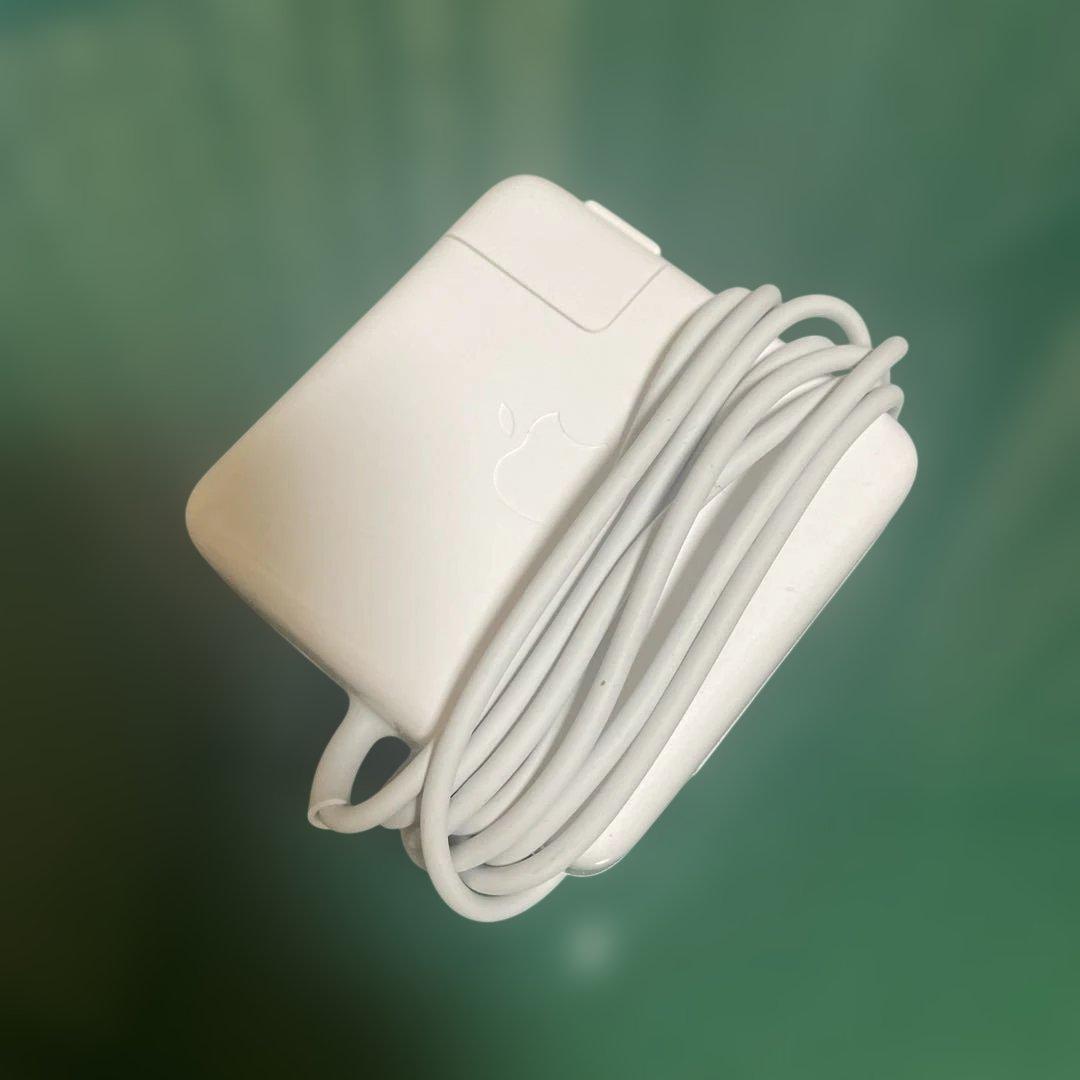 MacBook pro 13” 2015 Corei7 16GB 500GB