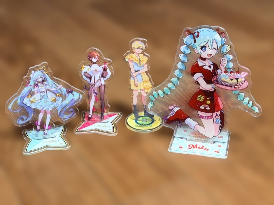 初音ミク フィギュア11点とグッズ12点セット まとめ売り