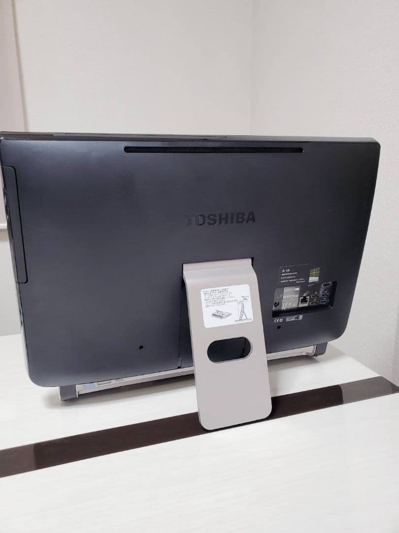 【1000GB】TOSHIBA 23インチ一体型デスクトップPC