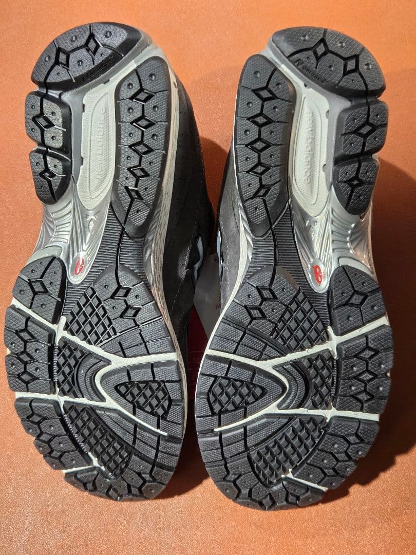 新品　ニューバランス　U2002RA 26.5cm