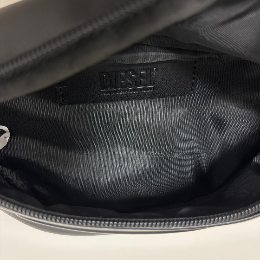 【超人気・未使用近】ディーゼル/ウエストバッグ/クロスボディー/オーバルD/黒