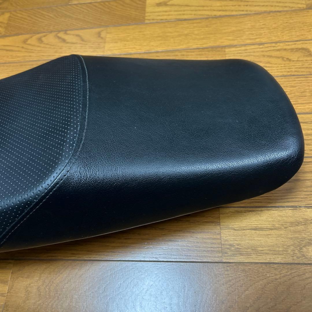 t*i様 ZZR1100C ディンプル生地張り替え済シート 0126