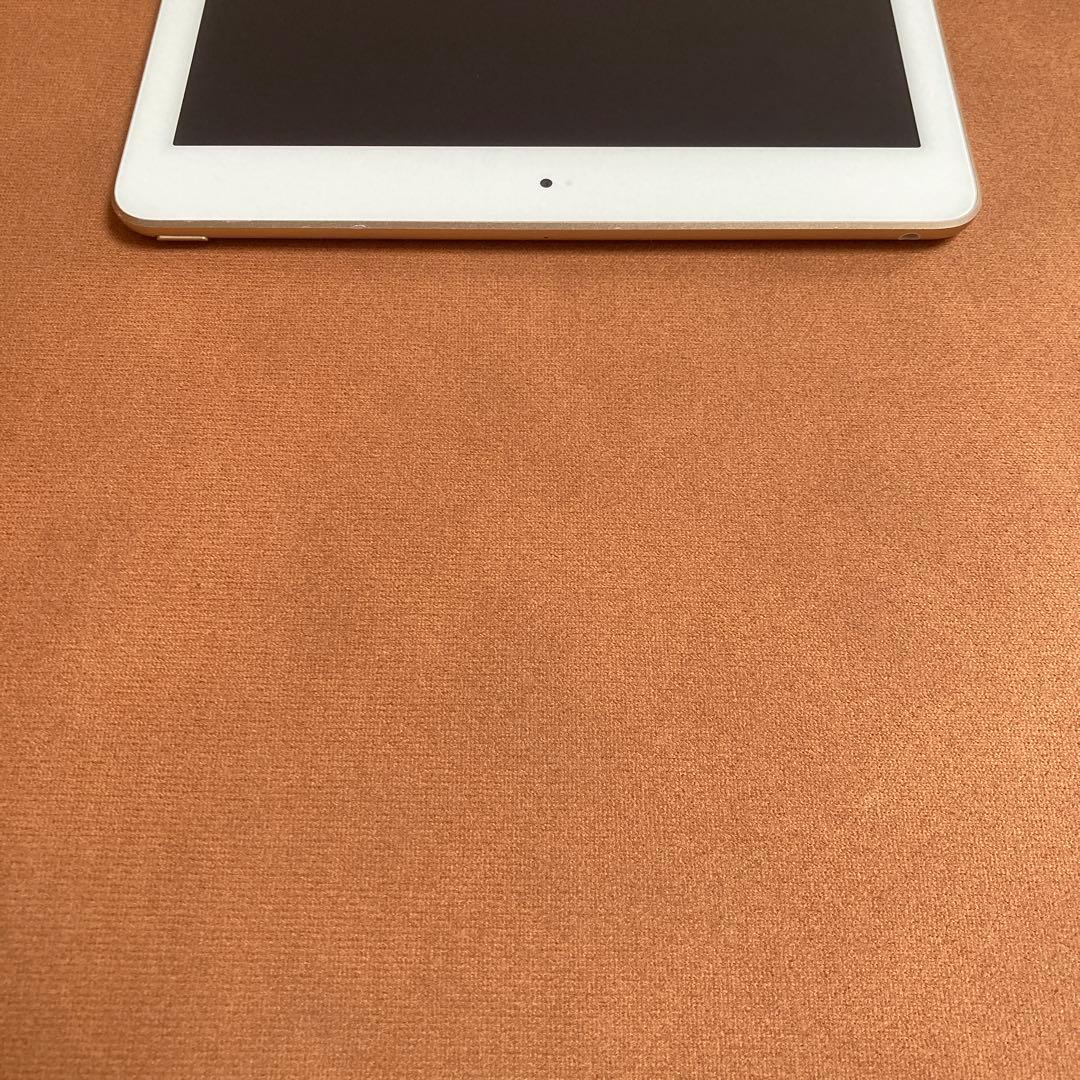 3809【早い者勝ち】電池最良好☆iPad5第5世代128GB WIFIモデル☆