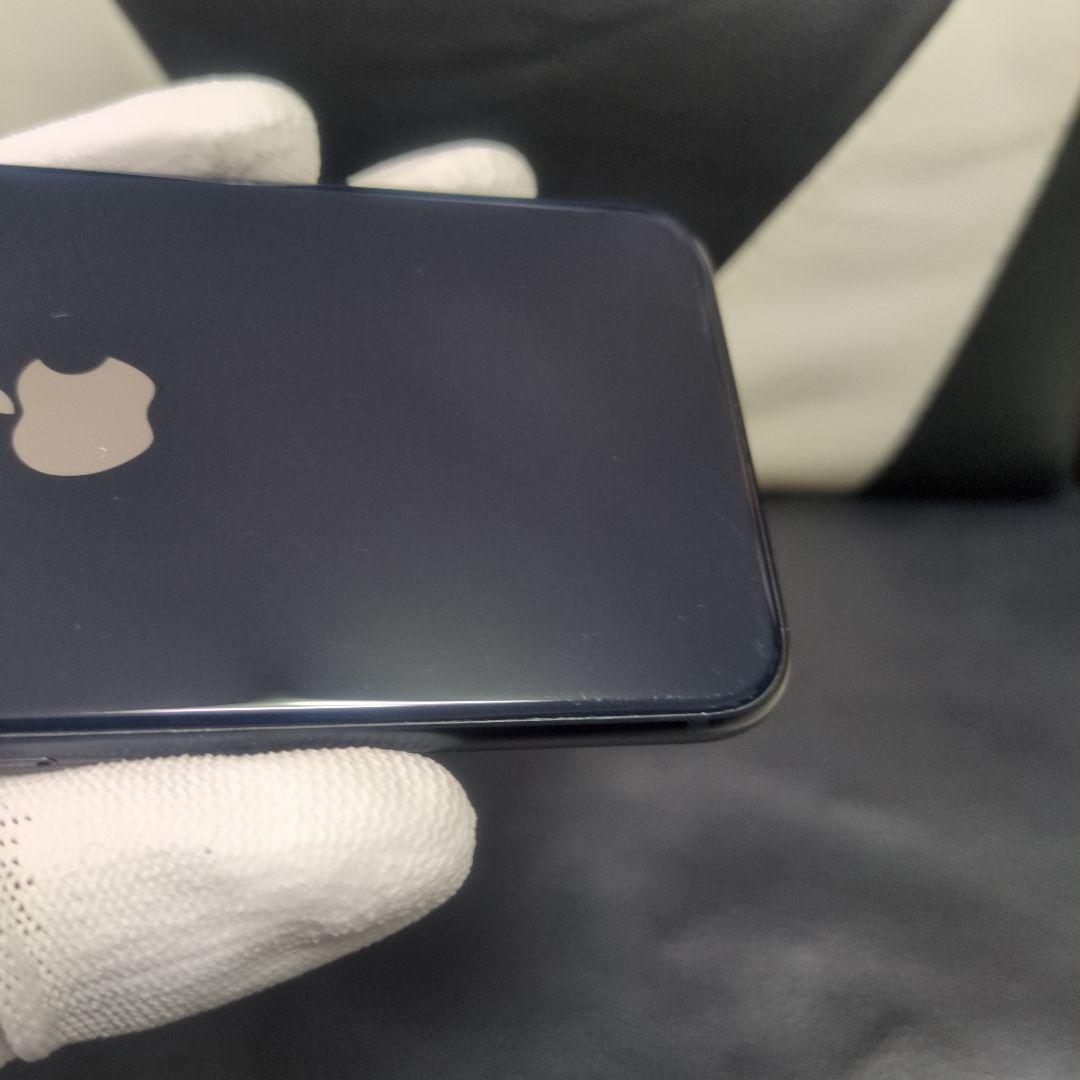 81　iPhone　SE 第3世代　128gb 黒　SIMフリー　se3