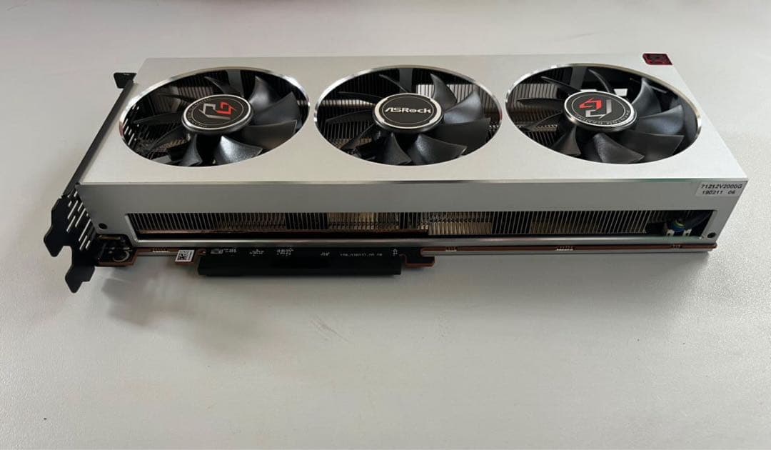 ASRock Radeon Ⅶ グラフィックボード