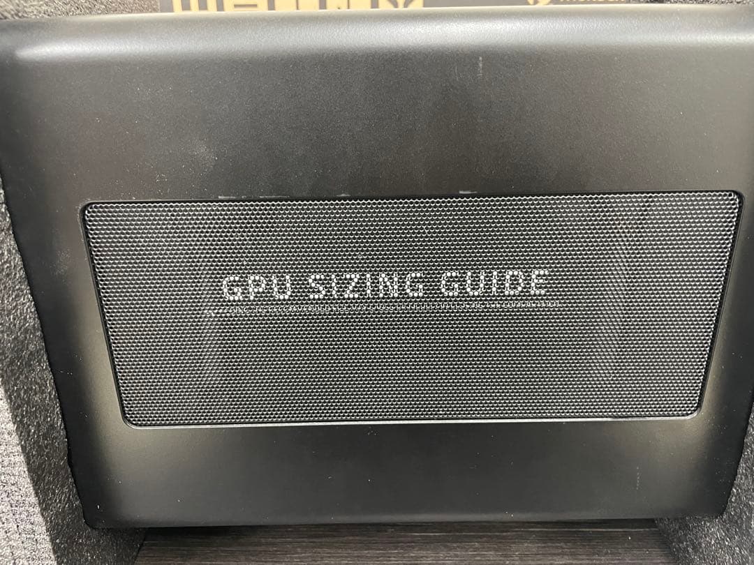 Razer レイザー　CoreX RC21-0131 GPUボックス