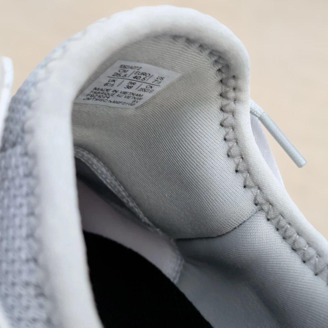 ASICS バスケットボールシューズ GLIDE NOVA FF 3