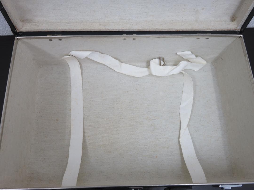 UK ヴィンテージ 英国 グローブ トロッター 24インチ トランクケース