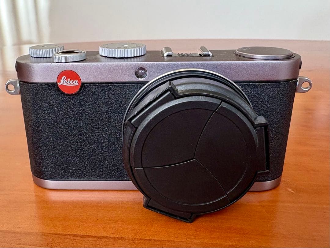 【美品・動作確認済】Leica X1 スチールグレー オートレンズキャップ付