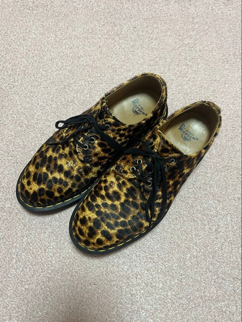 Dr. Martens Smiths レオパード柄