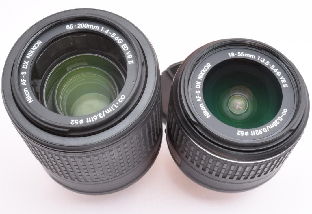 美品✨Nikon D5500✨Wi-Fi機能つき✨遠くも撮れる望遠レンズ