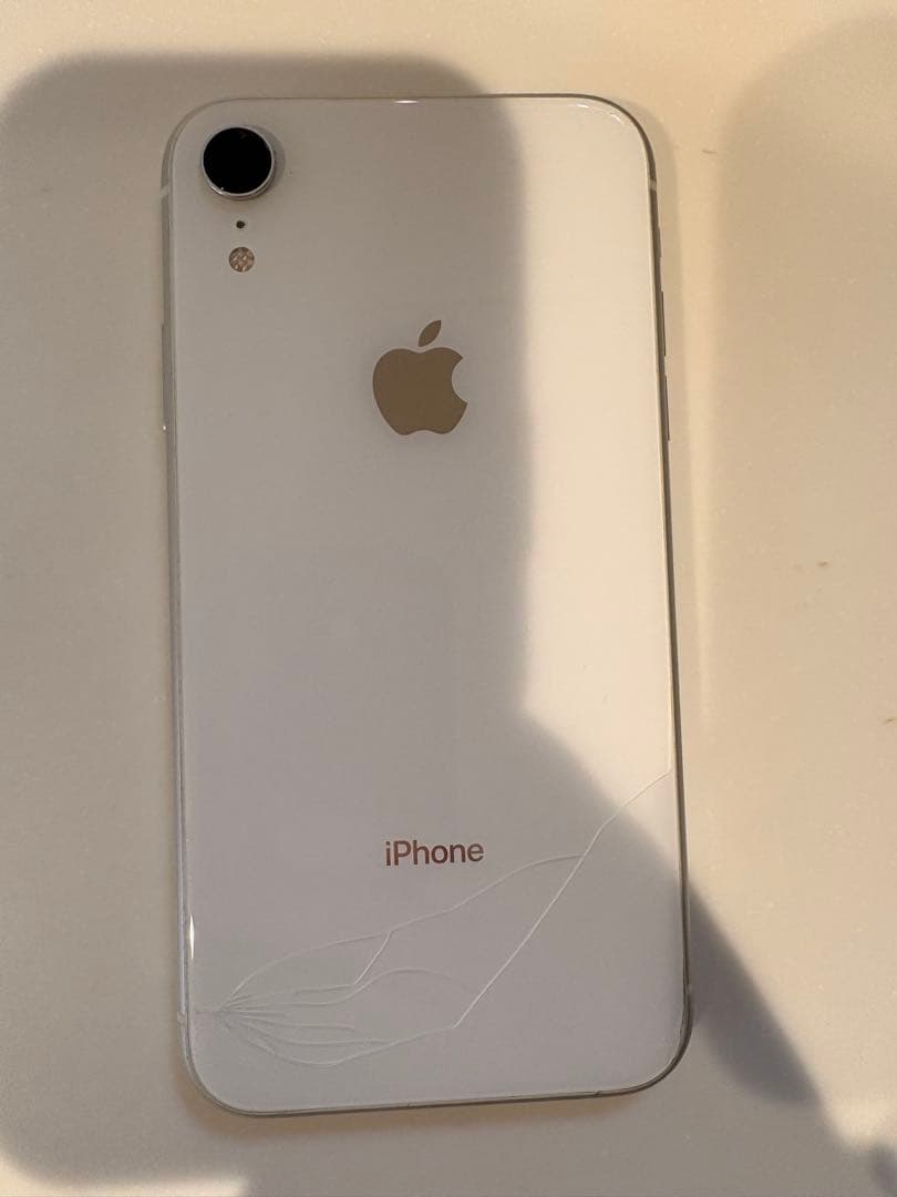 Apple iPhone XR 128G ホワイト