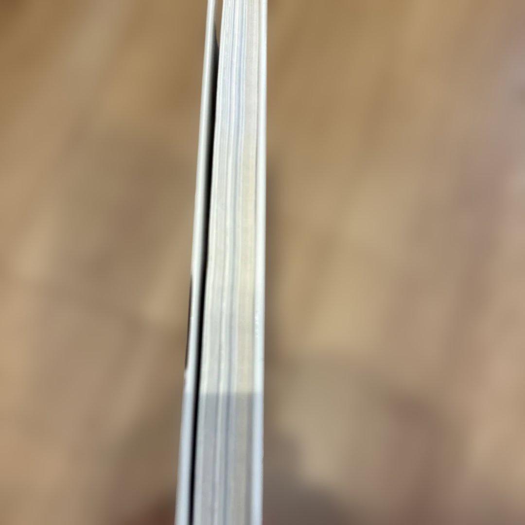 希少本｜カルティエ 伝説の時計「タンク」—歴史と魅力を網羅した名著　日本語版