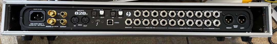 MOTU 828x Thunderbolt/USBオーディオインターフェイス