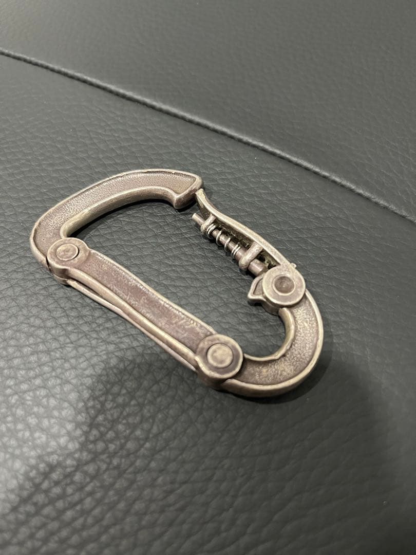 LYNCH SILVERSMITH カラビナ 廃盤品　凹みあり。