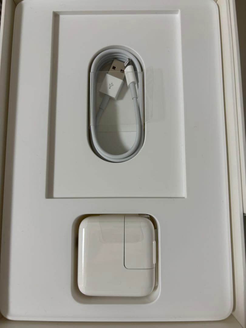 iPad本体 iPad mini3 WiFi cellular 128GB Silver