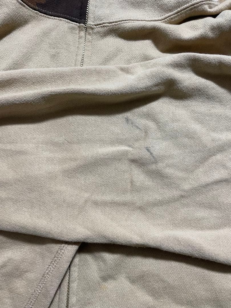 A BATHING APE / エイプ/カモフラージュ柄トラ刺繍フードパーカー