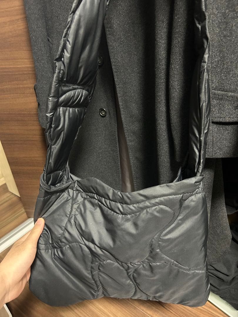 donk Quilted blob crossbody bag ポーカーズあつむ