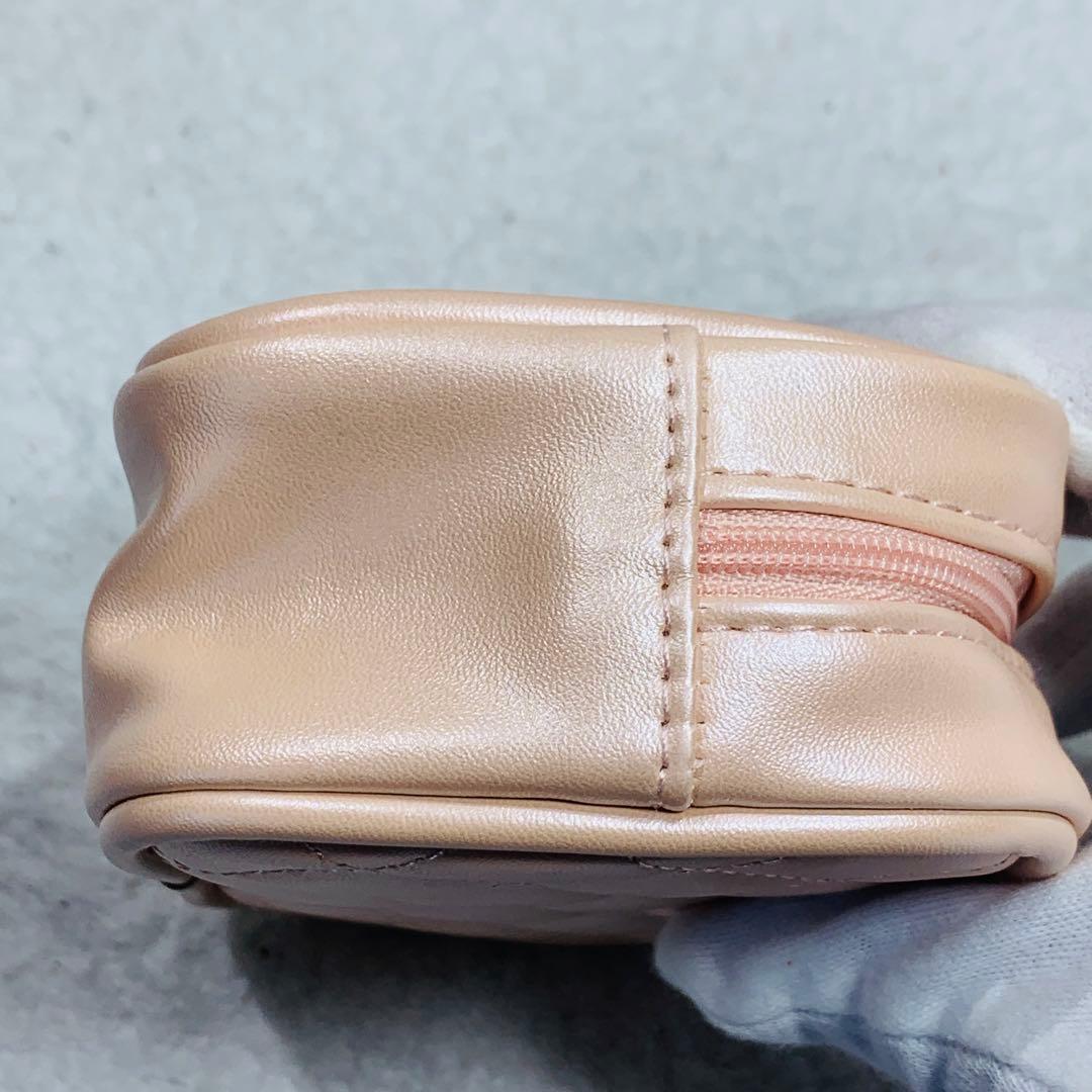 ⭐️極美品ハローキティ baby-g ピンク、ケース、箱、台、説明書、タグ付き