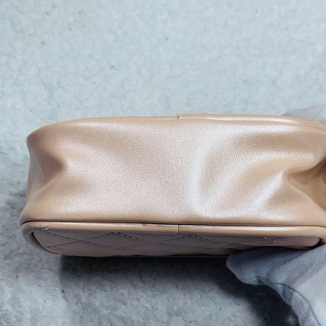 ⭐️極美品ハローキティ baby-g ピンク、ケース、箱、台、説明書、タグ付き