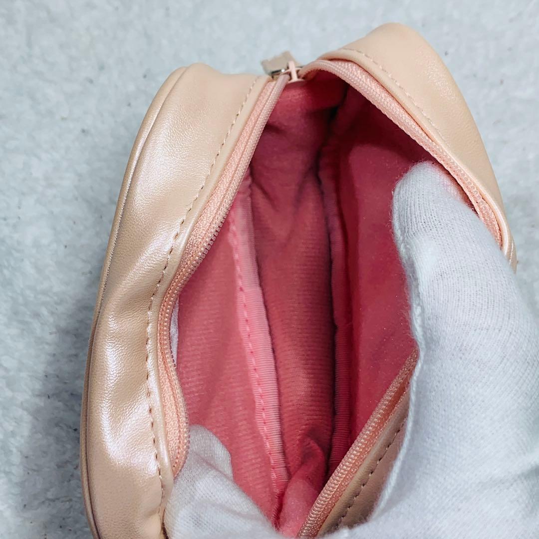 ⭐️極美品ハローキティ baby-g ピンク、ケース、箱、台、説明書、タグ付き