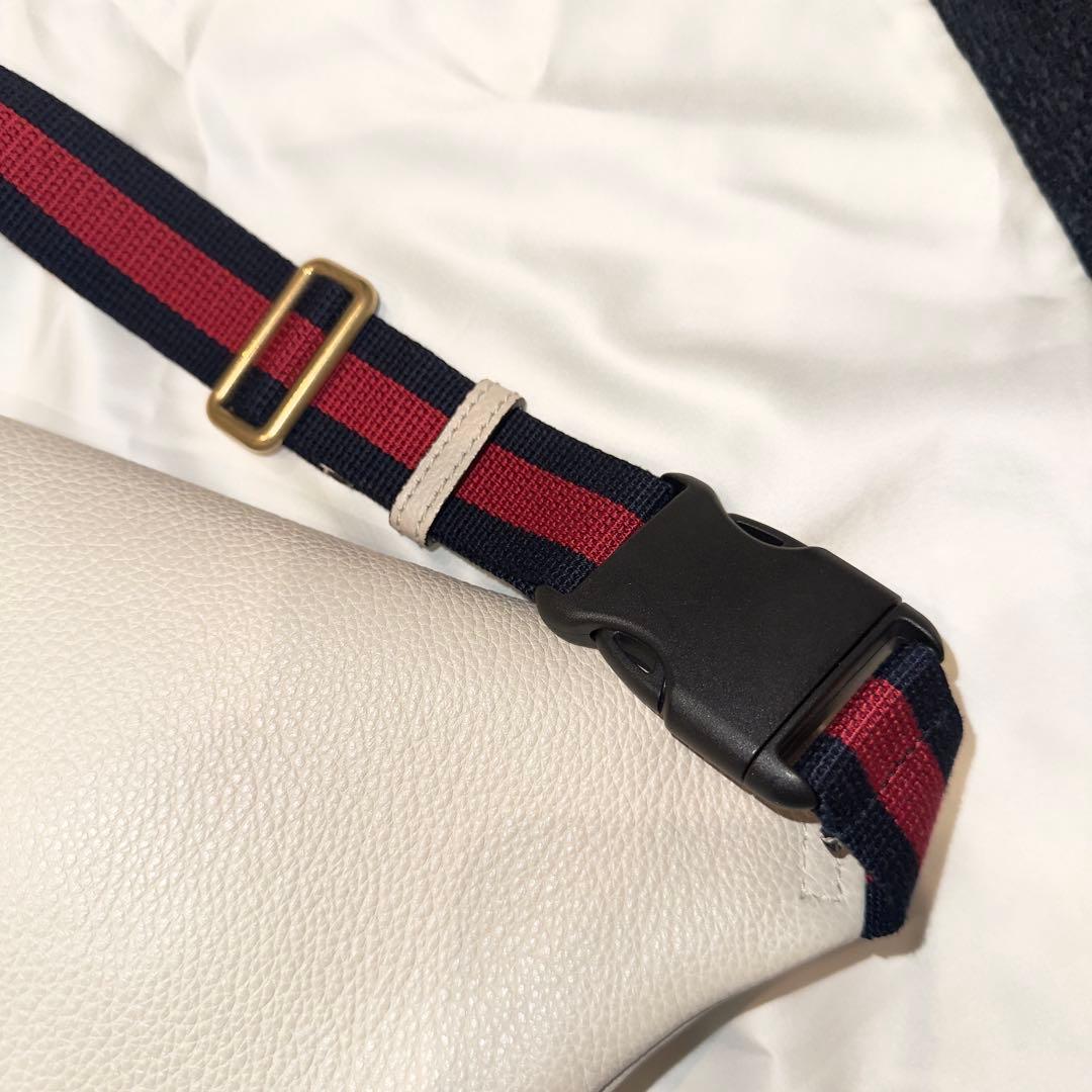 GUCCI GGロゴ ボディバッグ ショルダーバッグ ウエストポーチ 超美品