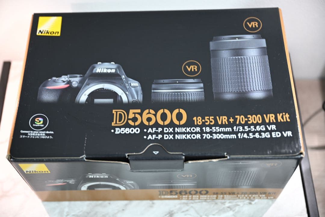 K*o様 Nikon D5600 VR ダブルズームキット (美品)