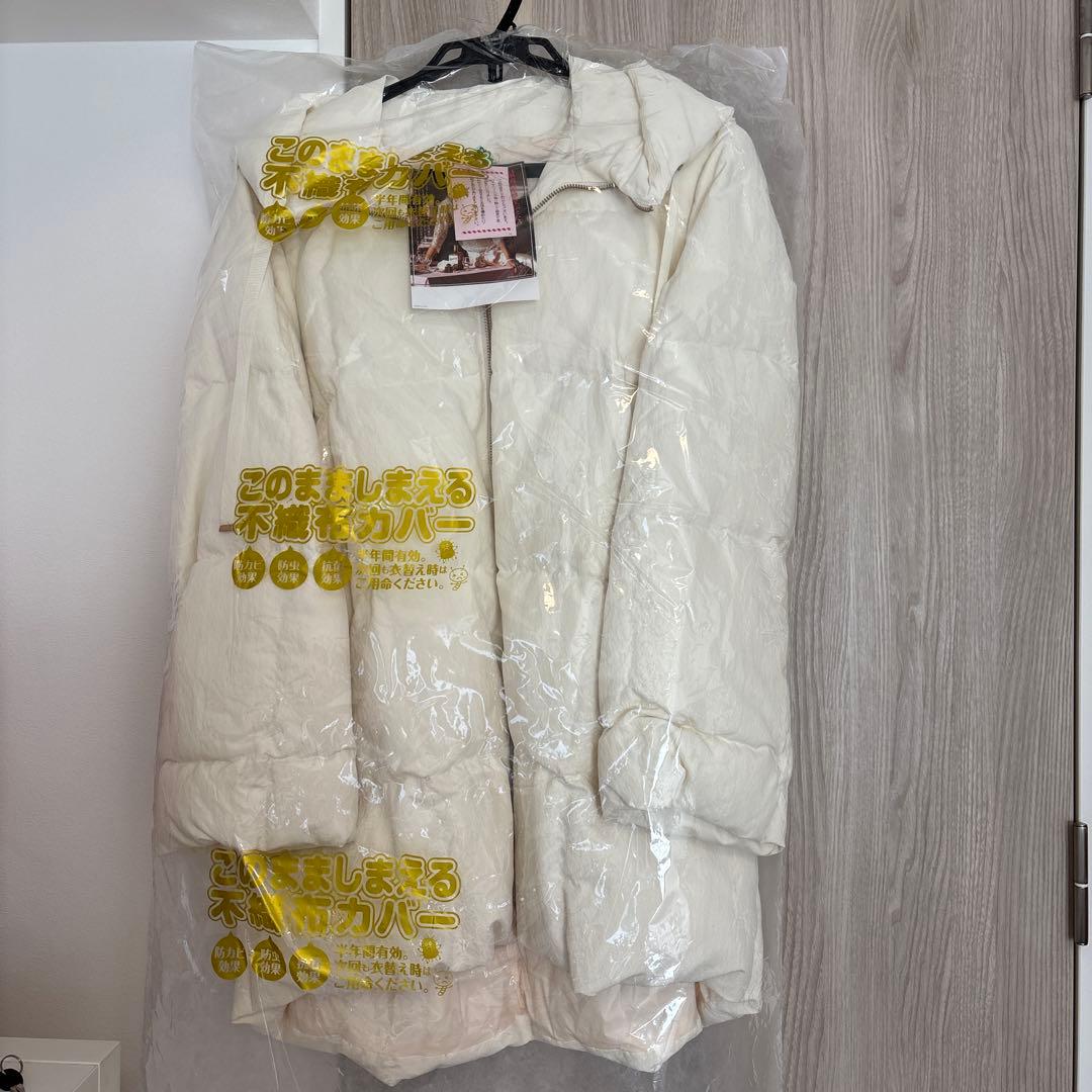 ミラショーン　フード付ダウンジャケット