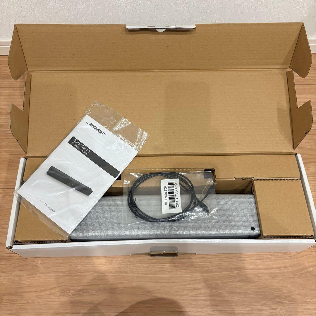 ほぼ未使用 BOSE ボーズ solo5 TV サウンドシステム　SOUND