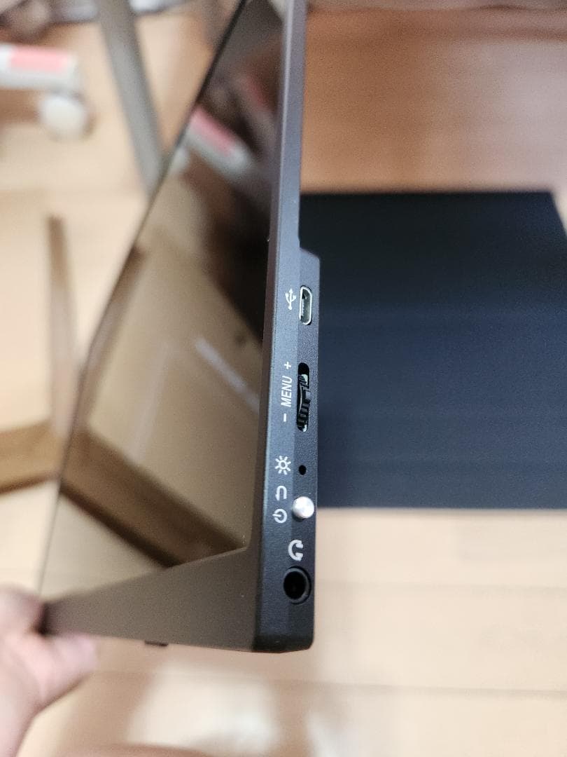 UPerfect 15.6インチトラベルモニター1080P