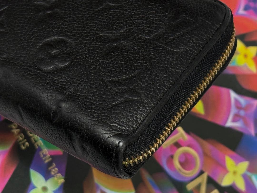 LOUIS VUITTONルイヴィトン　ジッピーウォレット長財布　ブラック