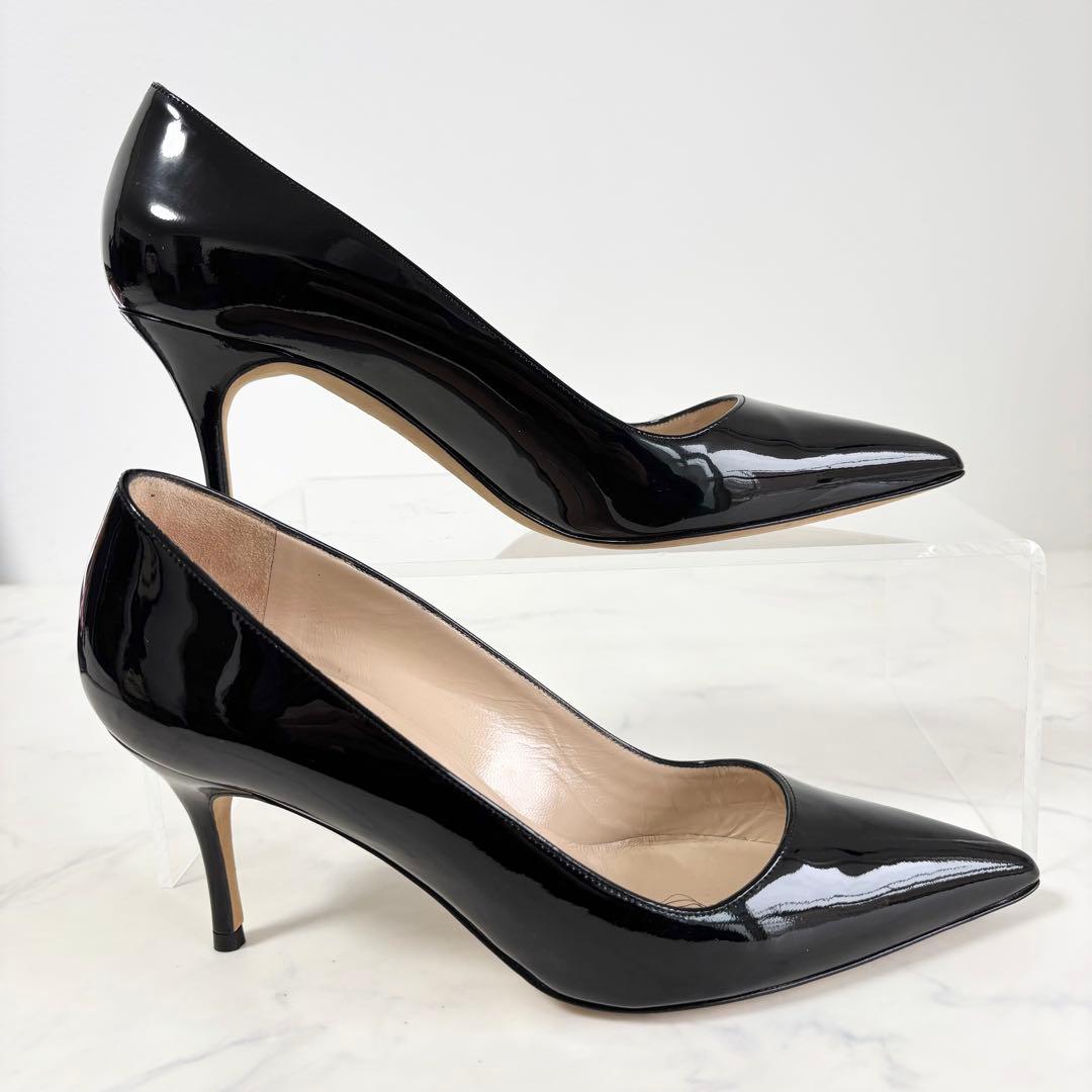 美品 マノロブラニク 37 1/2 ポインテッドトゥ エナメル パンプス 黒