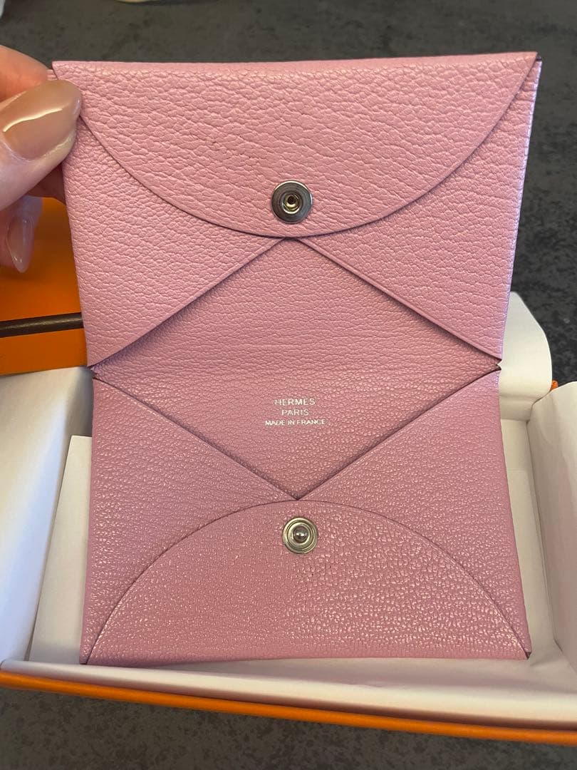 ！9月2日23:59まで！かこ！HERMES名刺入れカルヴィ