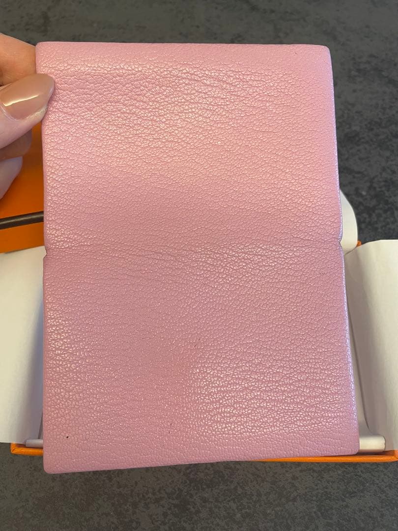 ！9月2日23:59まで！かこ！HERMES名刺入れカルヴィ