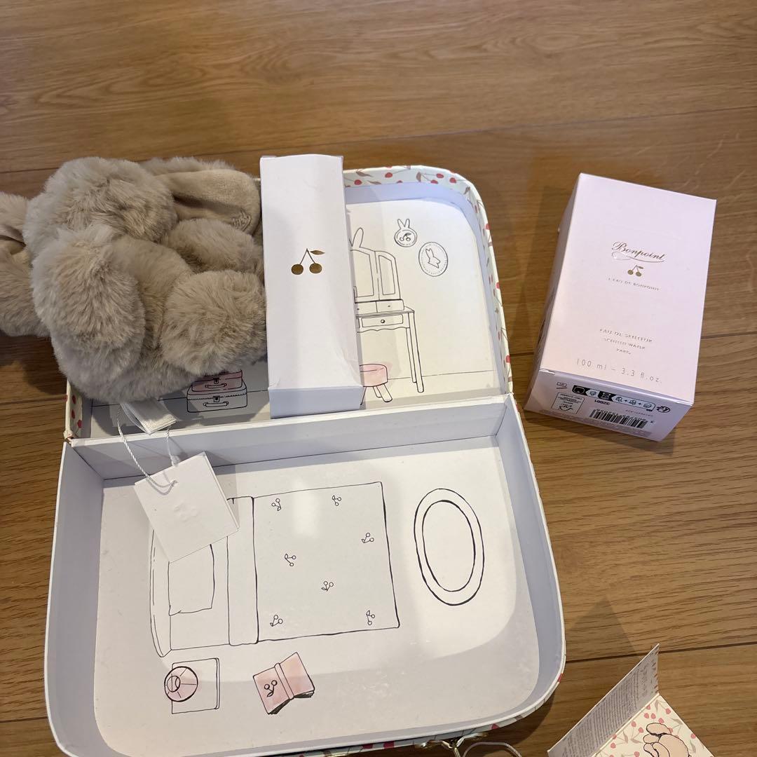 新品未使用タグ付　ボンポワン　チェリートランク　ぬいぐるみ　香水付