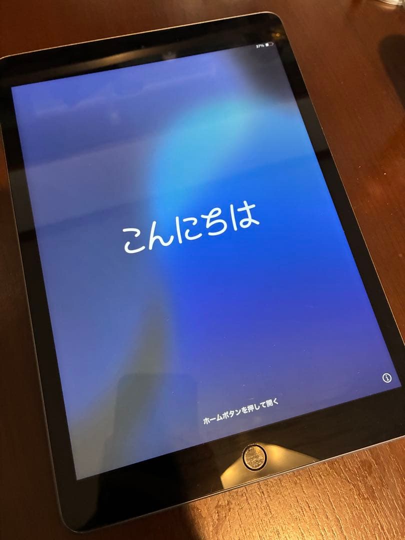iPad第8世代　32GB