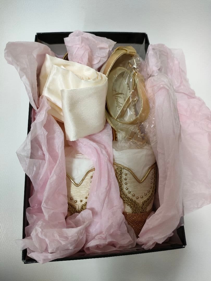 ディズニー　ダイアナ　アラジン　パンプス　ジャスミン　23.5　Dハロ　仮装